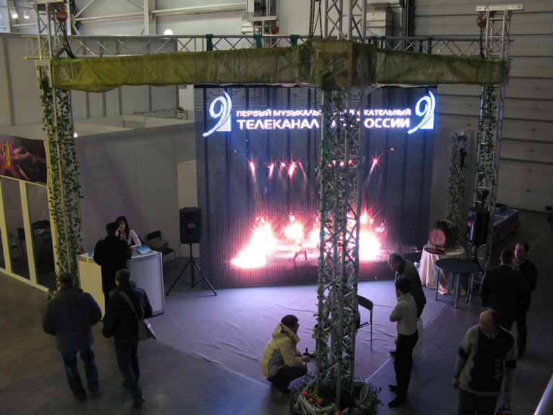 Инсталляция фермовой конструкции на выставке МВЦ Крокус Экспо.