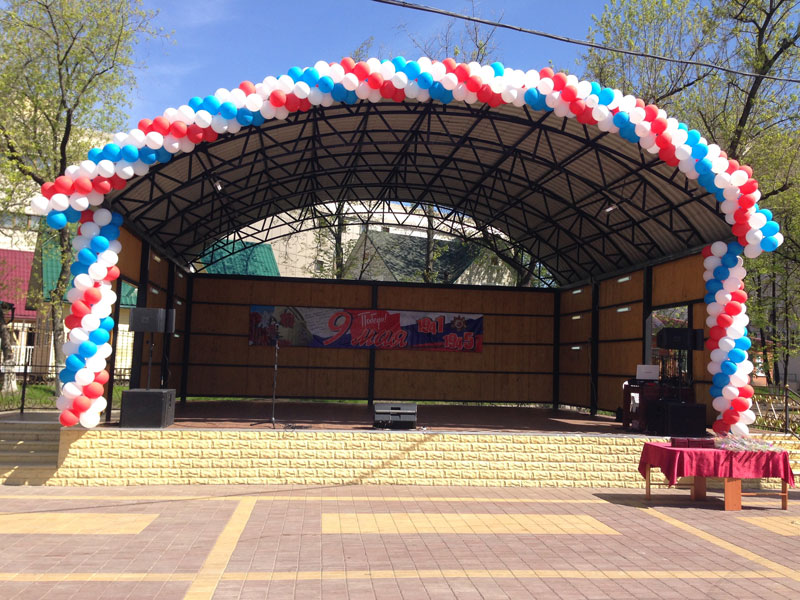 Установка звука и полевой кухни для концерта 9 мая 2015г.