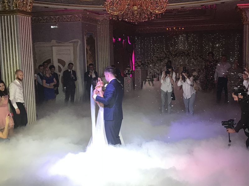 Аренда тяжелого дыма на свадьбу